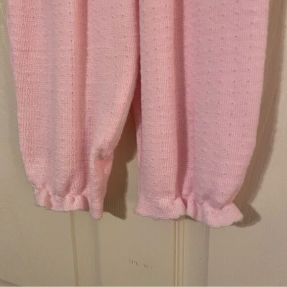 VINTAGE LACE ROMPER WITH FAUX PEARLS AND EMBROIDERED DOVES - Picture 2 of 6